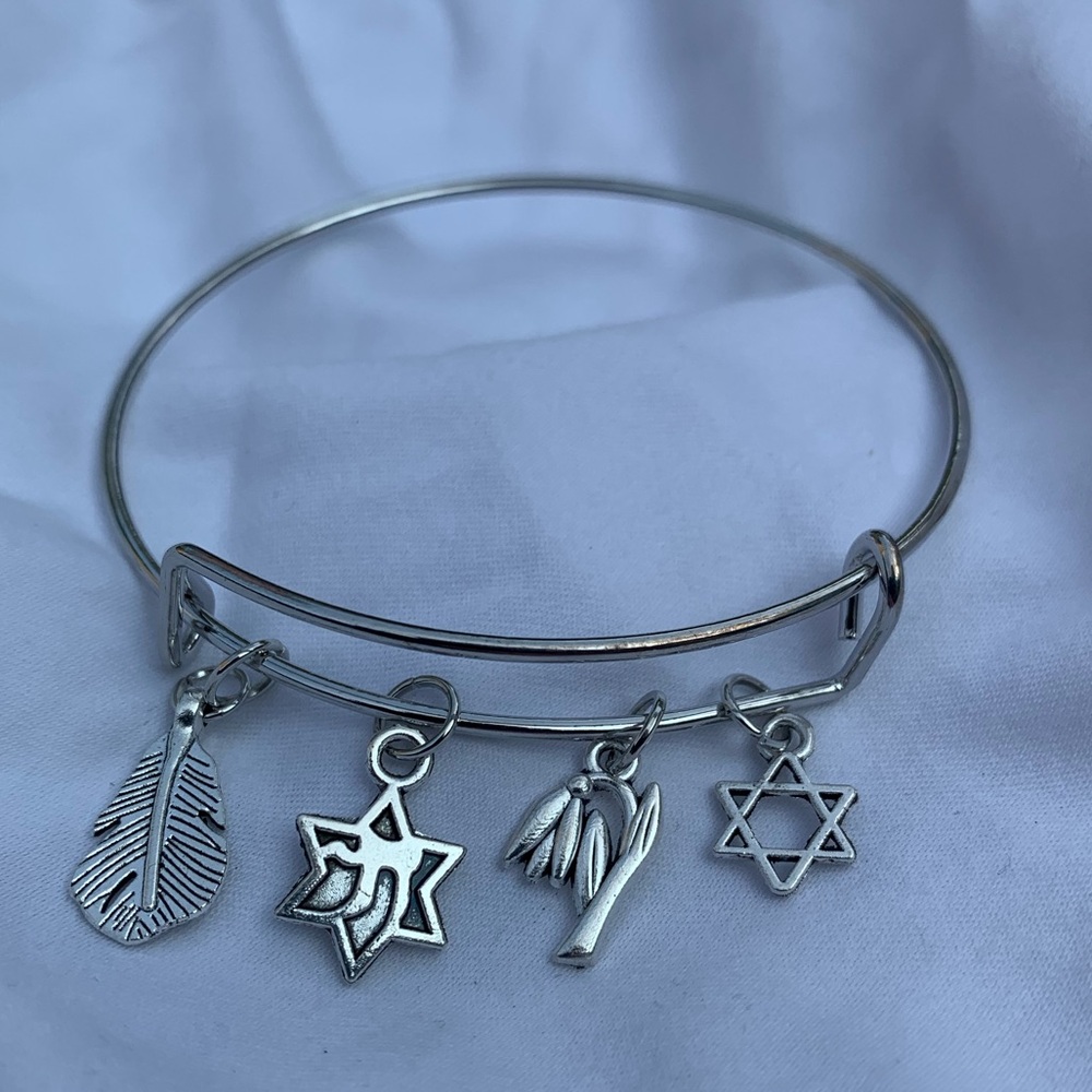 Brand New! Handmade! Adjustable Charm Bangle Bracelet! - Picture 7 of 7
